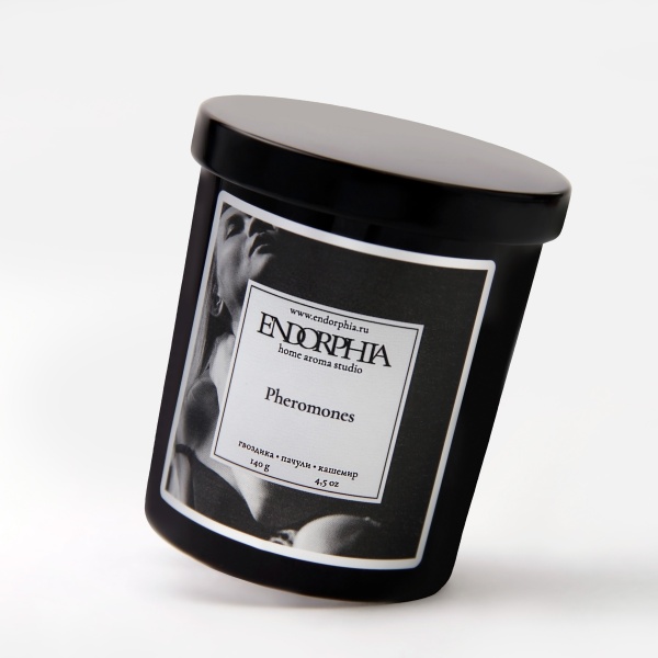 Свечи Pheromones - 140 гр