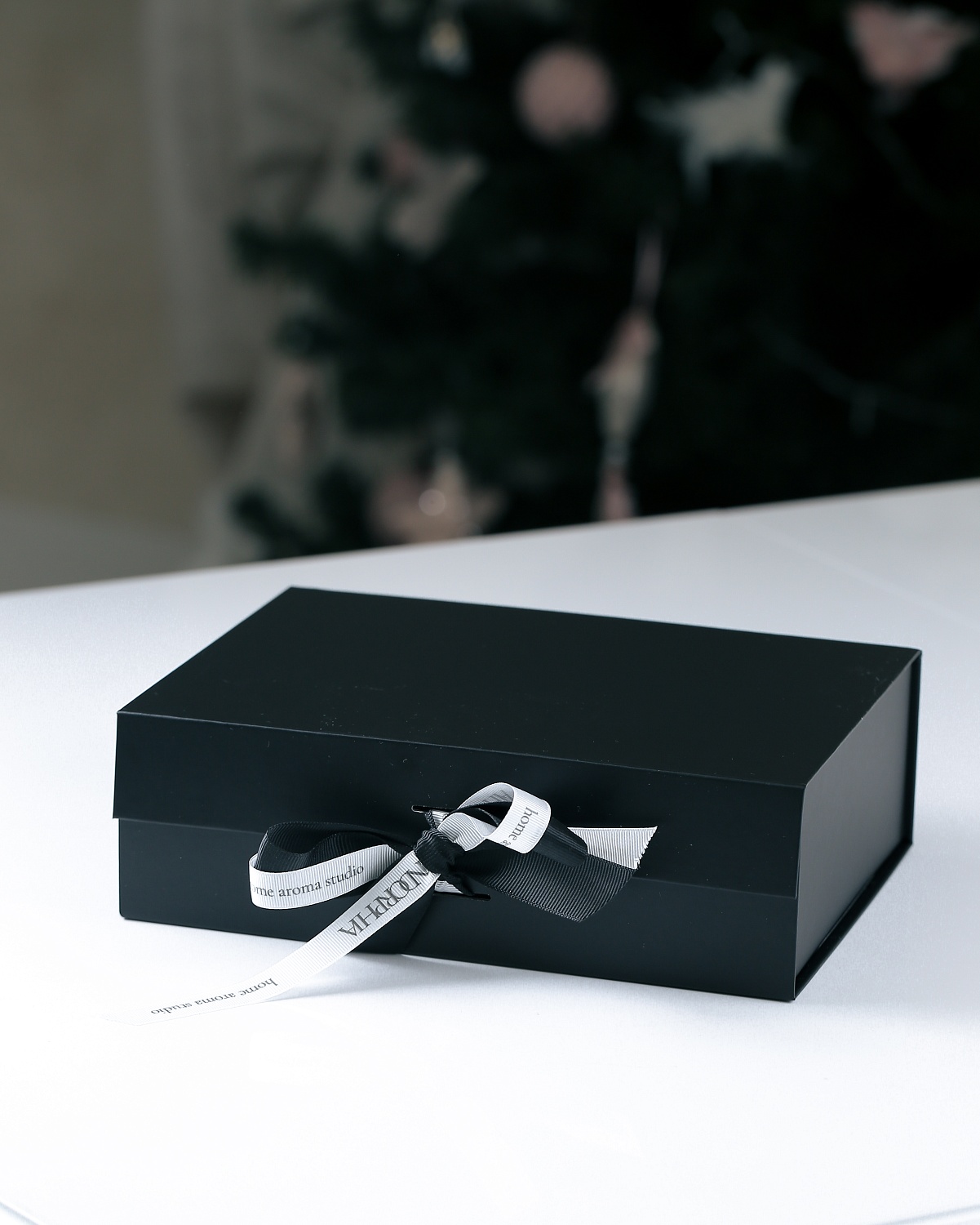 Набор черный Endorphia, Black  (Свеча 140 гр, диффузор 50 мл.)